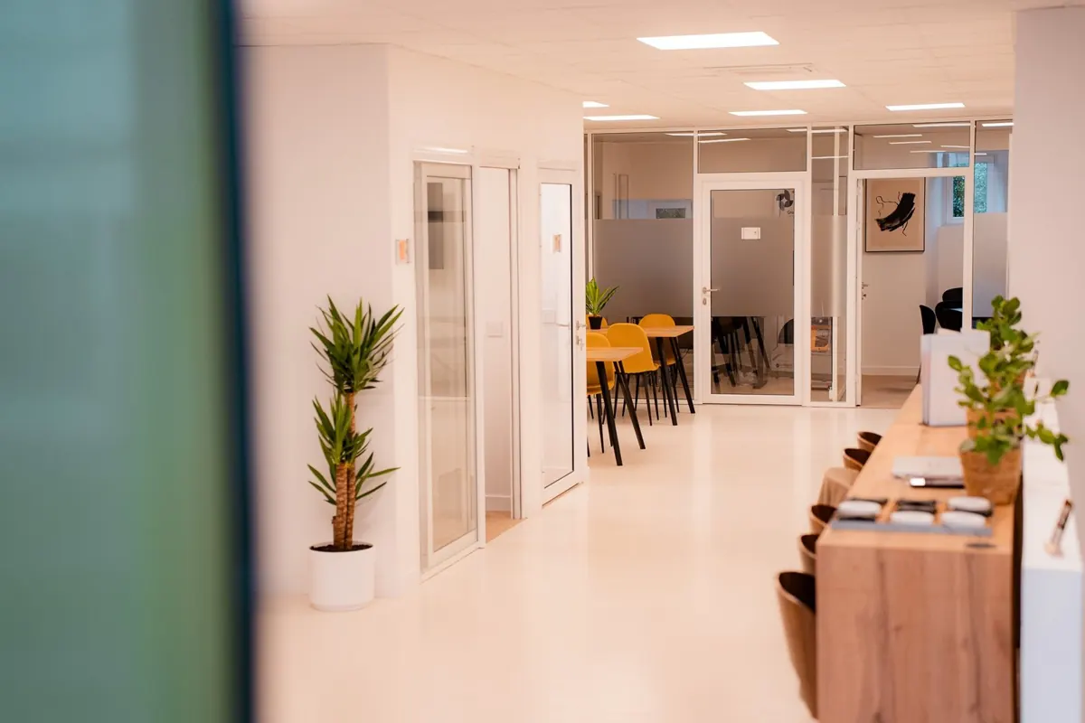 L'arrivée au Silicone Valley, le couloir vers le coworking